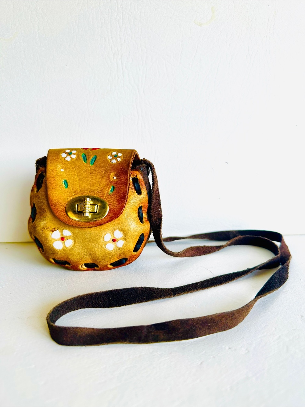 Vintage small hand painted leather tooled made in Mexico 1970’s bag